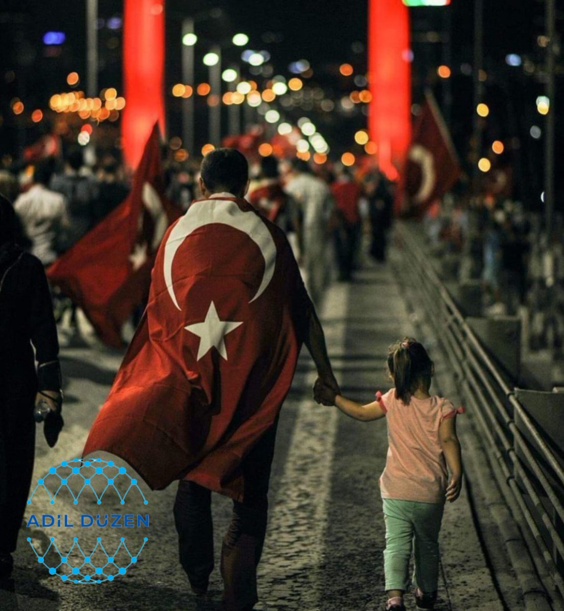 Unutmadık, Unutmayacağız!
Şehitlerimizi rahmetle ve minnetle anıyor, o gecenin bize emaneti olan gazilerimize de şükranlarımızı sunuyoruz.