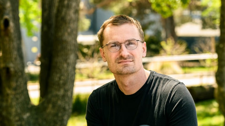 ExplorerAurora_'s tweet image. Coinbase Wallet teases a rebrand, Ethereum gears up for a major ZK upgrade, and Bitcoin nears $119K! Big moves and innovation across crypto and markets this week. coindesk.com/markets/2025/0…
