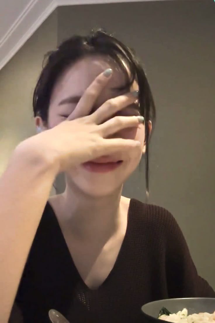 kiara tweet media