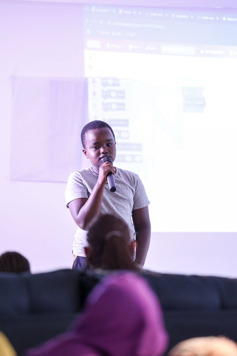 CodeYetu's tweet image. Shining bright! Our kids took the stage with confidence, presenting their projects with creativity and passion. These brilliant young minds are building a future full of possibilities!
Some highlights😎😌
#KidsThatCode