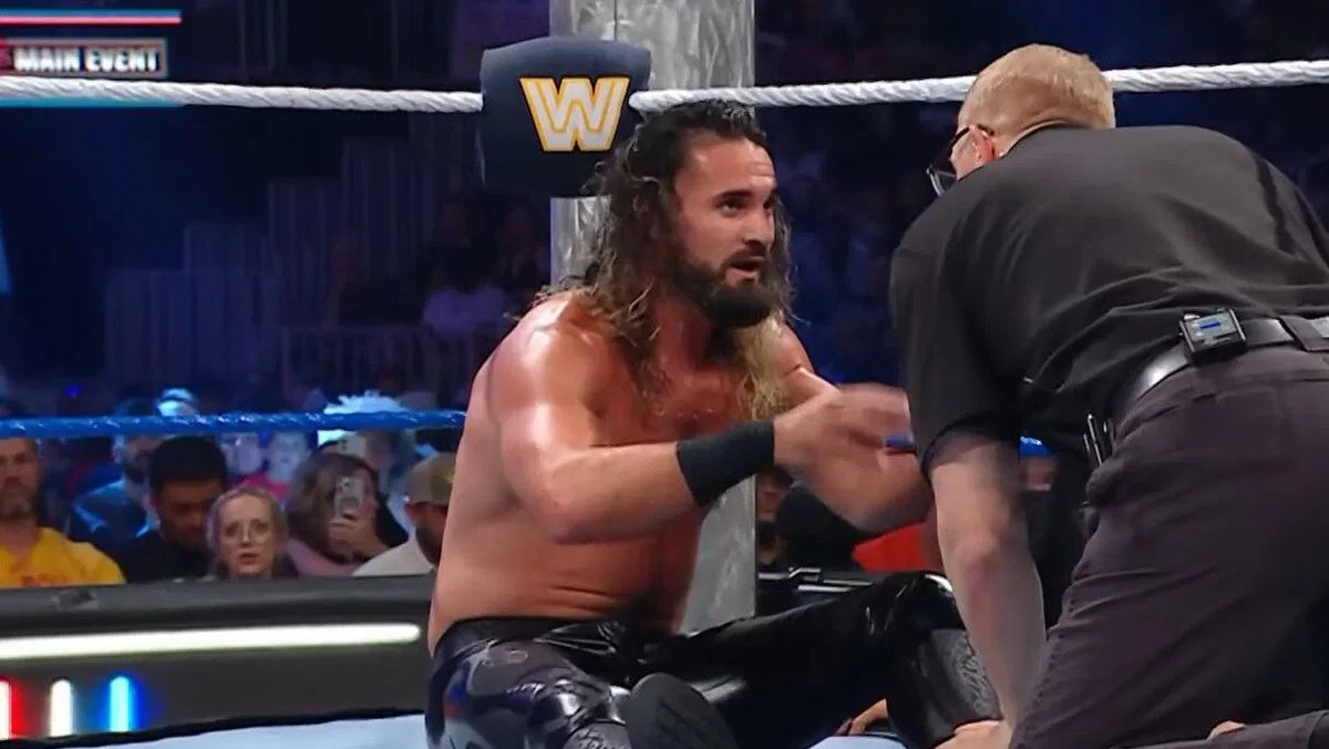 Cultaholic Wrestling (@cultaholic) on Twitter photo There was reportedly no plan for Seth Rollins to cash-in at Saturday Night's Main Event.
The only change made to the show was LA Knight defeating Rollins following the latter's injury.
(Source: <a href="/PWInsidercom/">PWInsider.com</a>) There was reportedly no plan for Seth Rollins to cash-in at Saturday Night's Main Event.
The only change made to the show was LA Knight defeating Rollins following the latter's injury.
(Source: <a href="/PWInsidercom/">PWInsider.com</a>)