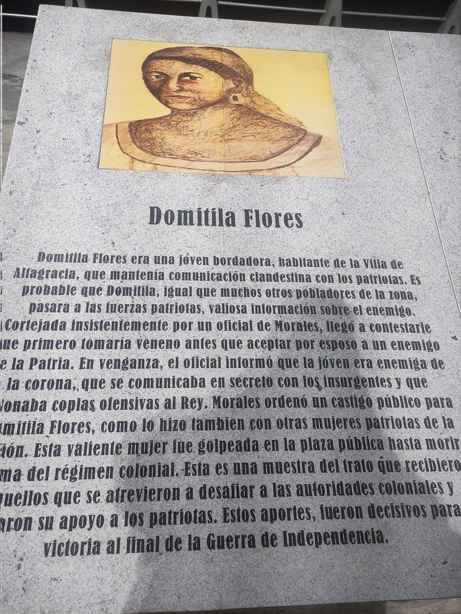 Tampoco existió! Por lo cual no fue "ninguna joven bondadosa". Quien escribió esto se lo inventó todo. Bastaría con cotejar las pruebas de su existencia terrenal y asunto zanjado. Sólo el empeño de una memoria "patriótica" justificó esta ficción.