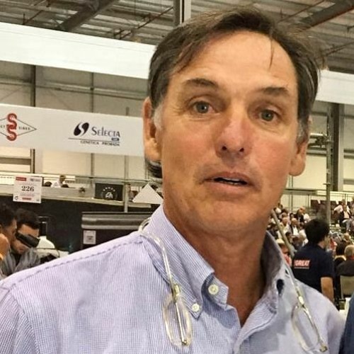 Se presentaron tres ofertas en la licitación por arrendamiento de una estancia en Artigas, y una de ellas está siendo evaluada, informó el Ing. Agr. Ricardo Pigurina, gerente comercial de <a href="/ValdezyCia/">Valdez & Cia</a>, quien además analizó el momento del mercado ganadero. 
soundcloud.com/user-856587651…