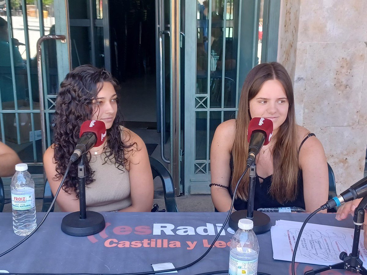 esRadio CyL (@esradio_cyl) on Twitter photo 📻 Escucha el programa especial #EsLaMañanaCyL con <a href="/FernandoGPuga/">Fernando Puga</a> y todo el equipo de #esRadioCyL desde La Cistérniga, Fiestas de Ntra, Sra. del Carmen. <a href="/ACisterniga/">AYUNTAMIENTO DE LA CISTERNIGA</a>
🎙Charlamos con las Quintas 2025.
🖥 esradiocastillayleon.es/castilla-y-leo… 📻 Escucha el programa especial #EsLaMañanaCyL con <a href="/FernandoGPuga/">Fernando Puga</a> y todo el equipo de #esRadioCyL desde La Cistérniga, Fiestas de Ntra, Sra. del Carmen. <a href="/ACisterniga/">AYUNTAMIENTO DE LA CISTERNIGA</a>
🎙Charlamos con las Quintas 2025.
🖥 esradiocastillayleon.es/castilla-y-leo…