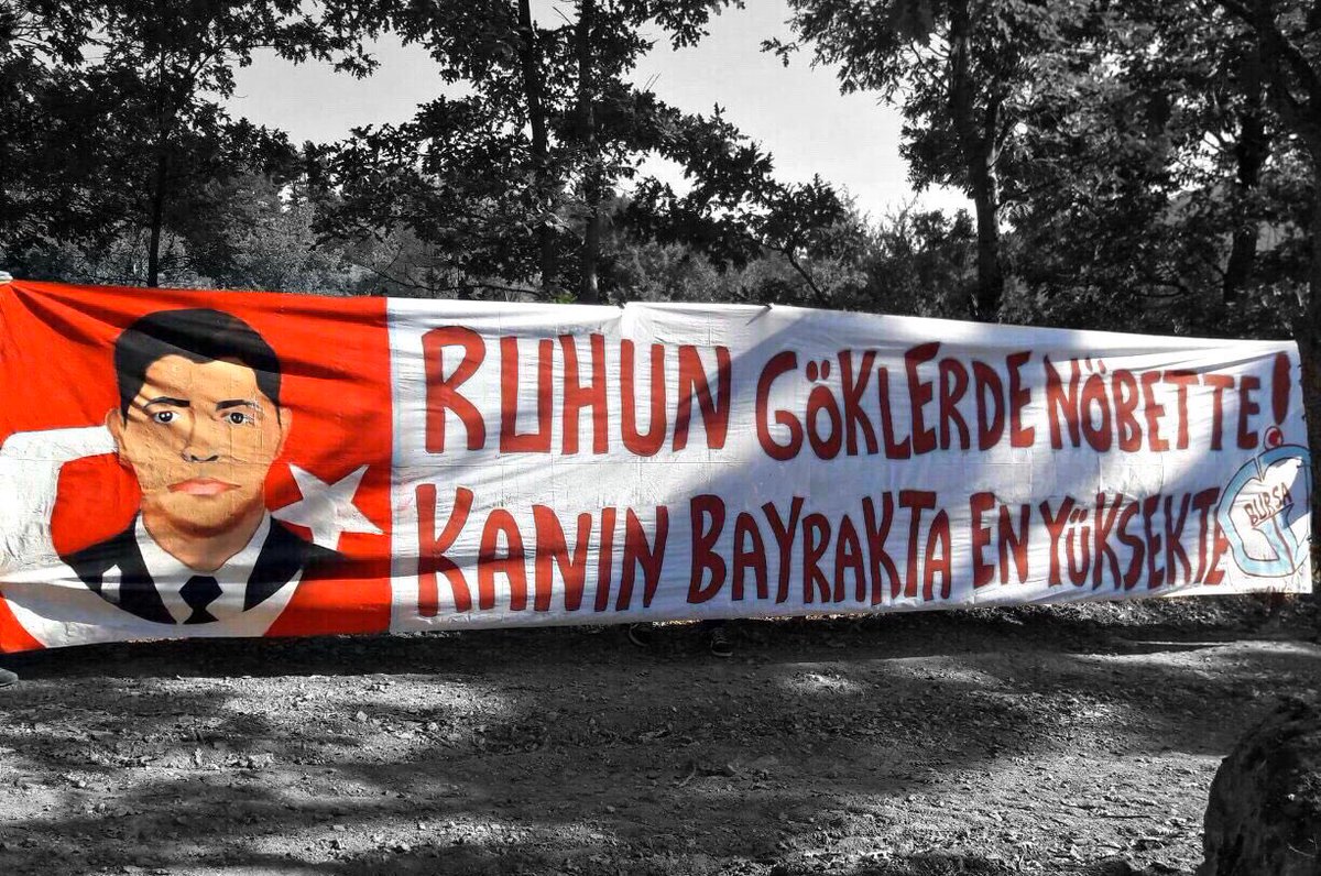 RUHUN GÖKLERDE NÖBETTE
KANIN BAYRAKTA, EN YÜKSEKTE! 

#15Temmuz
#ÖmerHalisdemir