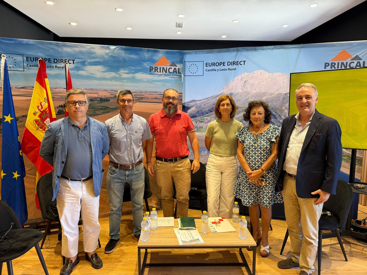 Vitartis's tweet image. 📍Hoy nuestra directora, Cristina Ramírez, ha participado en un debate organizado por @Princal_Neolab y la D.G. de la Vivienda de @jcyl para compartir su visión de cómo la #IndustriaAlimentaria juega un papel clave en la #sostenibilidad y en el desarrollo del entorno #rural 🌱