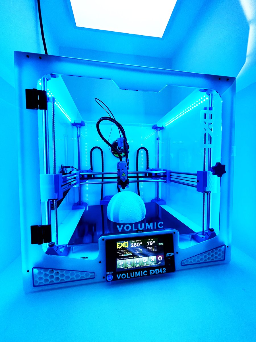 volumic3D's tweet image. Parmi les pièces les plus fascinantes de l’exposition permanente Mission Spatiale à la @citedessciences, ne manquez pas de découvrir la «Lunar Lantern», un habitat lunaire conçu pour être imprimé en 3D, directement sur la Lune, à partir de régolithe. #MissionSpatiale #3DPrinting