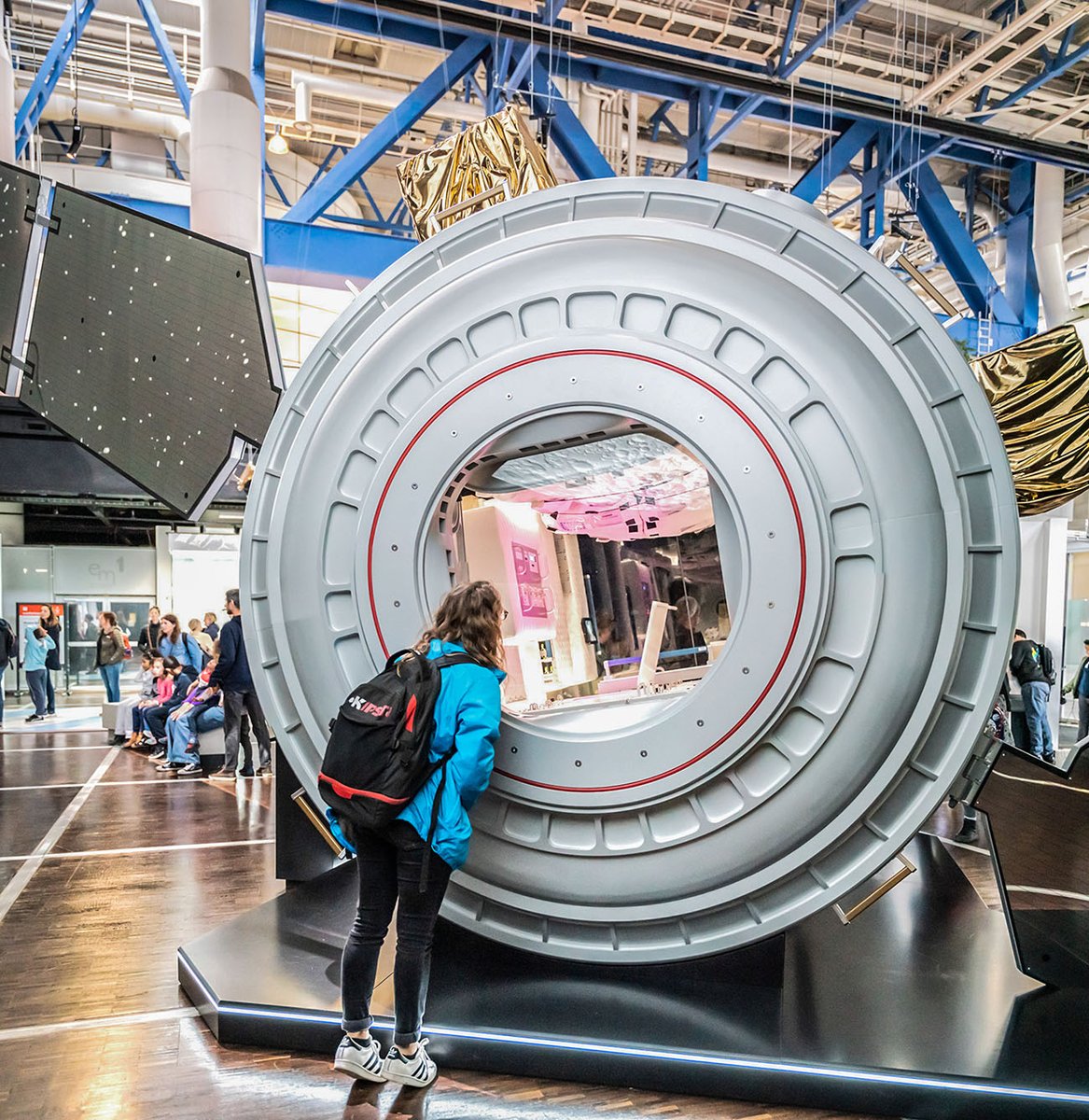 VOLUMIC 3D (@volumic3d) on Twitter photo Parmi les pièces les plus fascinantes de l’exposition permanente Mission Spatiale à la <a href="/citedessciences/">Cité des sciences et de l'industrie</a>, ne manquez pas de découvrir la «Lunar Lantern», un habitat lunaire conçu pour être imprimé en 3D, directement sur la Lune, à partir de régolithe. #MissionSpatiale #3DPrinting Parmi les pièces les plus fascinantes de l’exposition permanente Mission Spatiale à la <a href="/citedessciences/">Cité des sciences et de l'industrie</a>, ne manquez pas de découvrir la «Lunar Lantern», un habitat lunaire conçu pour être imprimé en 3D, directement sur la Lune, à partir de régolithe. #MissionSpatiale #3DPrinting