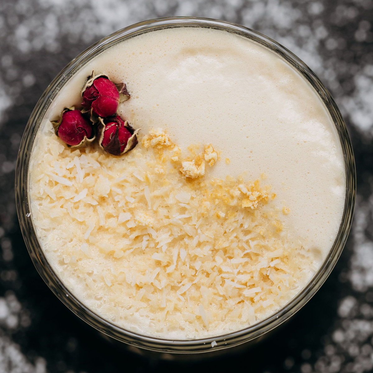 We are excited to announce our newest summer coffee flavor, Coconut Rose, a bright, smooth medium roast base infused with flavors of young coconut, delicate vanilla, and a touch of garden rose. In short, it’s magical! Shop here: buff.ly/Jj9iLHg 

#TheQueenBean #Coffee