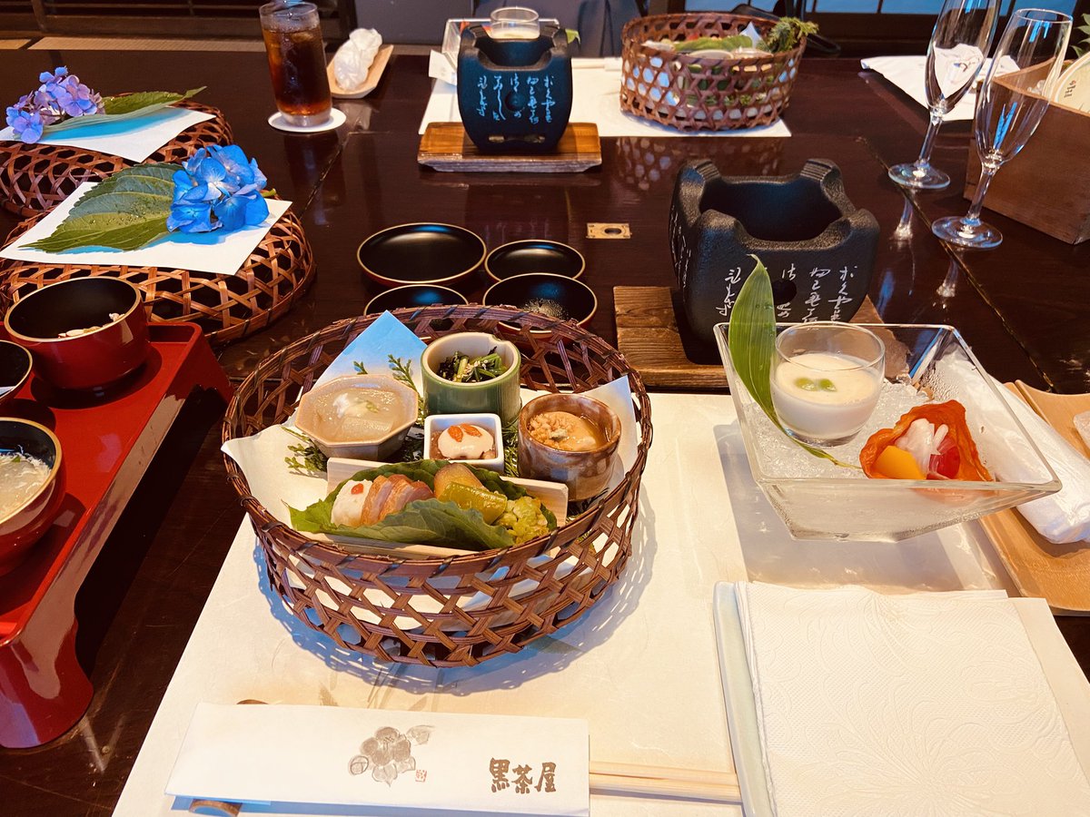 _coji2_'s tweet photo. お食い初め！#黒茶屋 https://t.co/yvn5g7BMqw