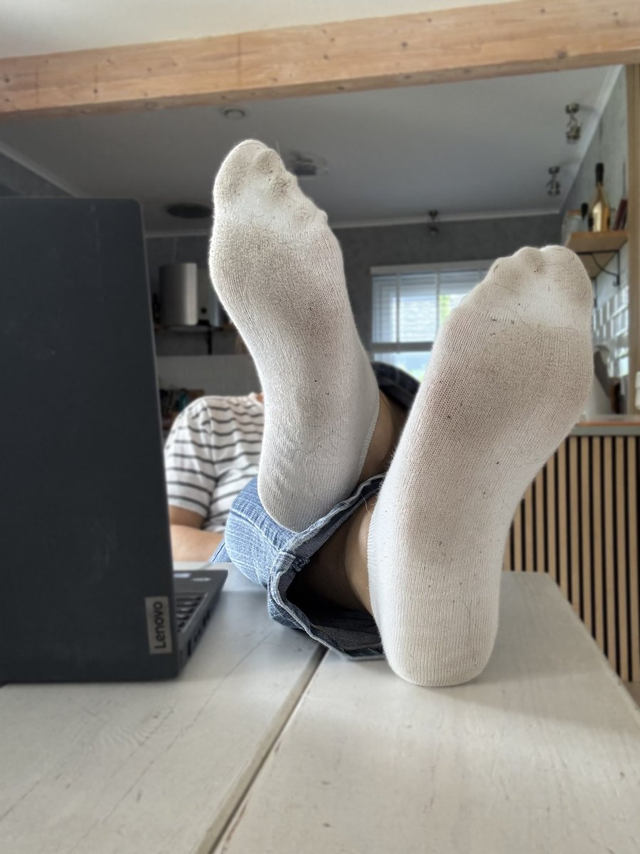 The boss is on break.
And this is what it looks like.
Interrupt me and you’ll meet my soles. 

<a href="/modelssecret_/">MyFeetish</a>
