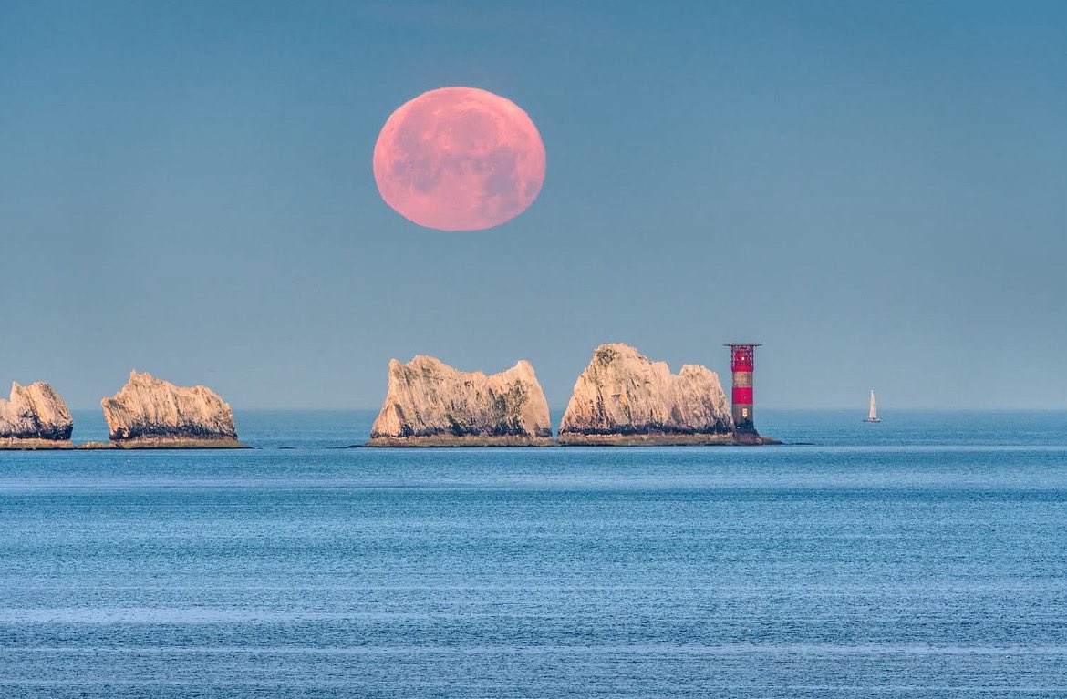 Brandon Neal (@bran509) on Twitter photo Brilliant photo of <a href="/VisitTheNeedles/">The Needles</a> by Jamie <a href="/islandvisions/">Island Visions</a> 📸📸📸
<a href="/Isleofwight/">isleofwight.com - Explore the Isle of Wight</a> <a href="/VisitIOW/">Visit Isle Of Wight</a> <a href="/Kat14041/">wightygirl 🇬🇧🇮🇱🇬🇧</a> <a href="/ilovecowes/">I love Cowes</a> <a href="/VisitEngland/">VisitEngland</a> <a href="/ntisleofwight/">National Trust Isle of Wight</a> <a href="/VisitLancashire/">visitLancashire.com</a> <a href="/visit_mcr/">Visit Manchester</a> #iow #isleofwight #theneedles #photo #photographer #photograghy Brilliant photo of <a href="/VisitTheNeedles/">The Needles</a> by Jamie <a href="/islandvisions/">Island Visions</a> 📸📸📸
<a href="/Isleofwight/">isleofwight.com - Explore the Isle of Wight</a> <a href="/VisitIOW/">Visit Isle Of Wight</a> <a href="/Kat14041/">wightygirl 🇬🇧🇮🇱🇬🇧</a> <a href="/ilovecowes/">I love Cowes</a> <a href="/VisitEngland/">VisitEngland</a> <a href="/ntisleofwight/">National Trust Isle of Wight</a> <a href="/VisitLancashire/">visitLancashire.com</a> <a href="/visit_mcr/">Visit Manchester</a> #iow #isleofwight #theneedles #photo #photographer #photograghy