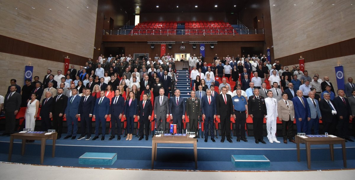 TEKİRDAĞ NKÜ’DE ‘15 TEMMUZ DEMOKRASİ VE MİLLİ BİRLİK GÜNÜ’ ANMA PROGRAMI GERÇEKLEŞTİ