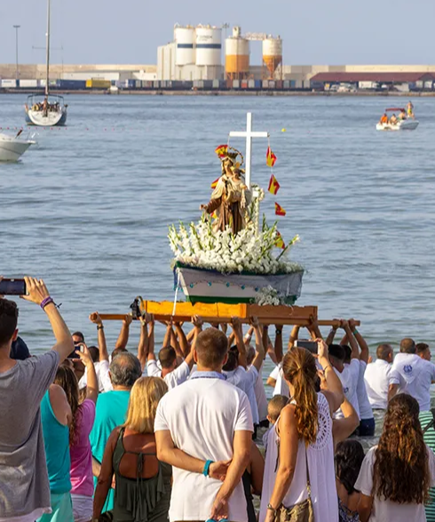 policia_localML's tweet photo. 👮@policia_localML
✝️ Procesión de la Virgen del Carmen
📆 Mañana miércoles día 16
➡️Inicio a las 17 h.

Salida y regreso Asociación Hipódromo.
P. ⛪️ San Agustín, Misa

⚠️ Señalizaciones y cortes

🚔 Policía Local velará por la seguridad, regulará el tráfico y acompañará el trono https://t.co/ITMU9vhYSK