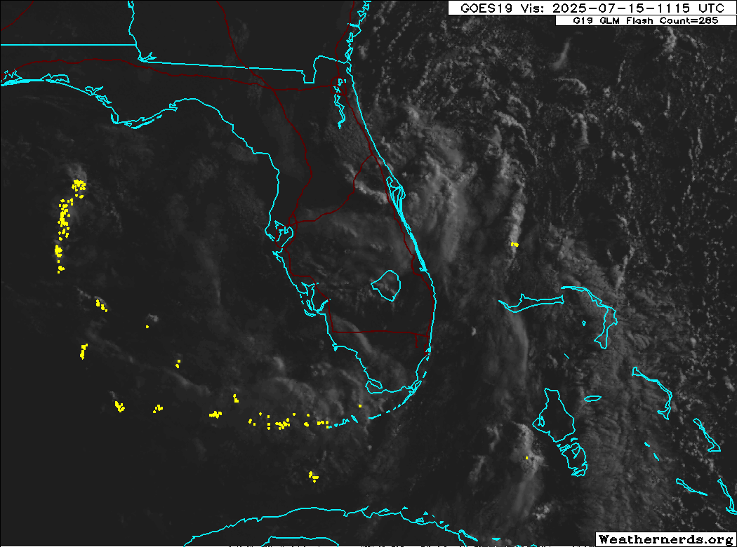 AndyHazelton's tweet image. #93L is a bit convectively-challenged this morning as it nears the NE FL coast. The low-level center is well north of the limited thunderstorm activity due to some ongoing northerly shear. It'll be interesting to see if the circulation stays over water in the Gulf, or a new one…