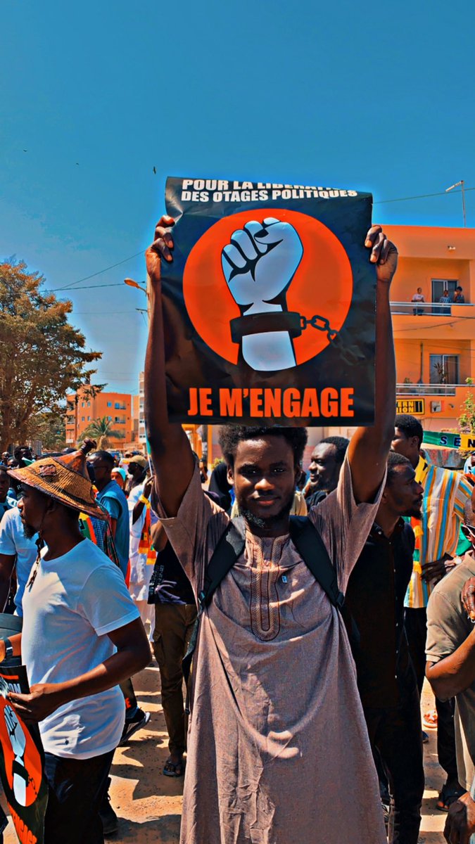 Mane dé contrairement à beaucoup de gens, li PR Diomaye wax, limaci degg mooy : « li Sonko beug doumako deff »

Wayé na xam ni rendre justice moy andi diam ci reew mi, liñu dajj ci att yii weesu waroul nul au nom de la réconciliation avec nos milliards sous leurs rondale.