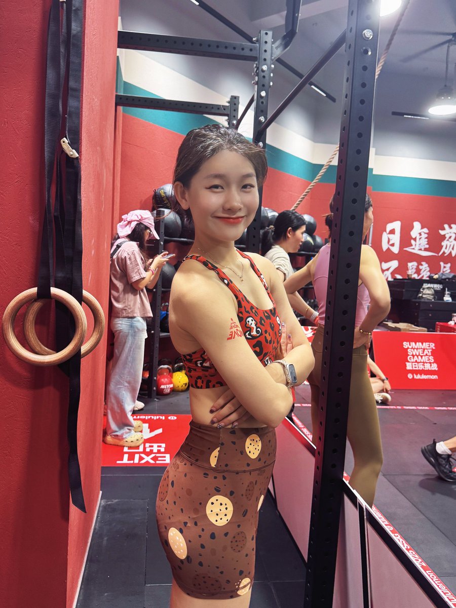 Crypto JoJo | 星月 🌙 (@cryptojojobaby) on Twitter photo 下班了吗
来互关不😽
实在不行
来打一架💪
#互关 
#互关互粉 
#粉丝 下班了吗
来互关不😽
实在不行
来打一架💪
#互关 
#互关互粉 
#粉丝