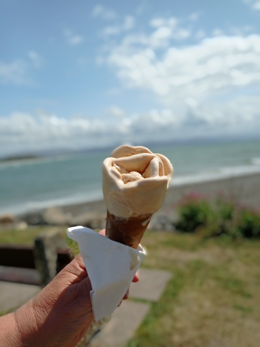 BicycleBeano's tweet photo. Glad we took advantage of the chance of an ice cream yesterday. Today definitely is not ice cream weather. https://t.co/Gw7FiZEZ2s