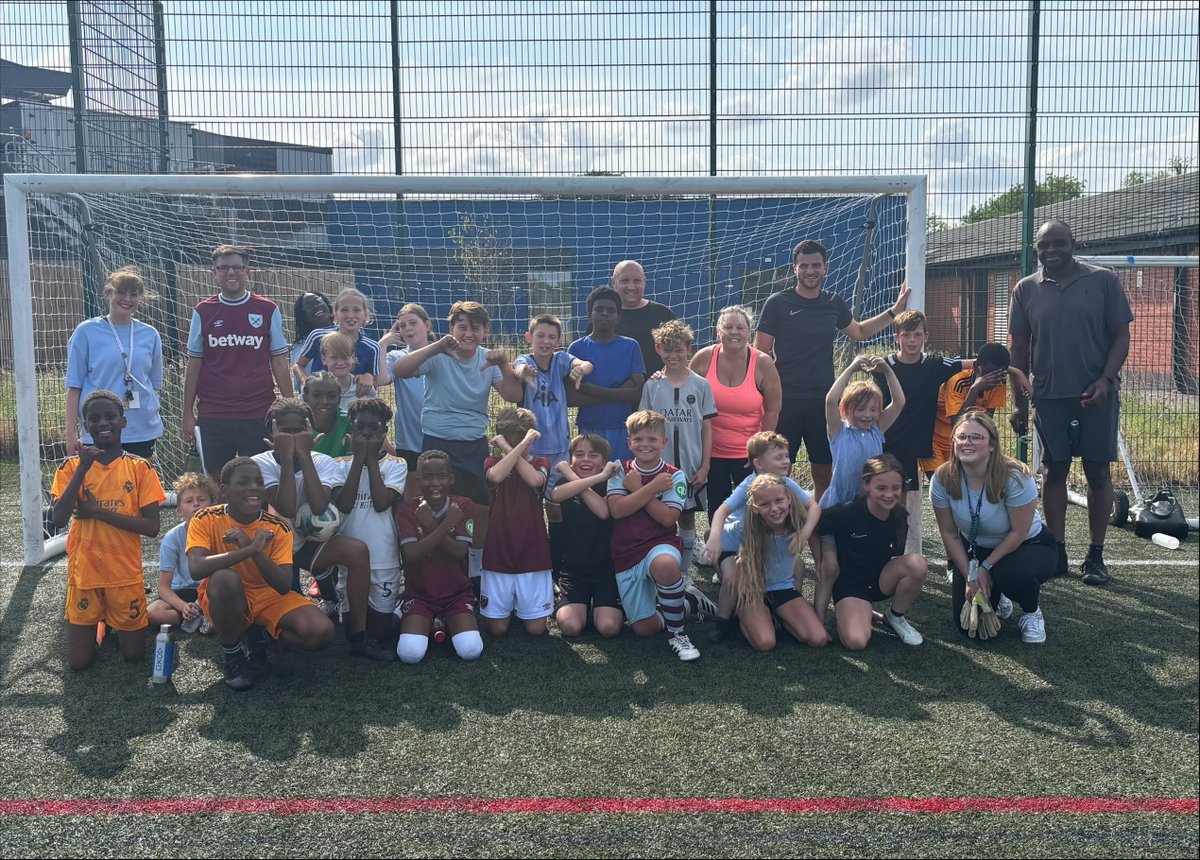 Staff vs Student Football Match. A 6-5 victory to the girls/staff team ⚽️⚽️⚽️ Well done to all involved and thank you to those parents who came to support.