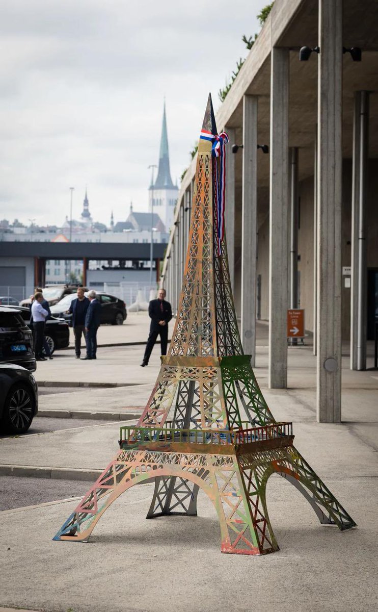 EmmanuelMignot2's tweet image. Très belle fête du #14juilletfetenationale à Tallinn. Merci au ministre @SuttAndres pour sa présence. 🇫🇷 🤝 🇪🇪