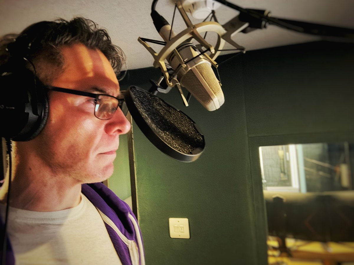 Scott Joseph (VO Studio) (@scottjoseph_uk) on Twitter photo They can’t keep me away! Back working with the glorious team at <a href="/PitStopTweets/">PitStop Productions</a> for a long running game project that continues to be a delight to voice!
Looking unintentionally sinister in this photo! 🤨
Thanks <a href="/DamnGoodVoices/">The Damn Good Group</a> 🙏🏻
#gamedevelopment #gamedev #voiceacting They can’t keep me away! Back working with the glorious team at <a href="/PitStopTweets/">PitStop Productions</a> for a long running game project that continues to be a delight to voice!
Looking unintentionally sinister in this photo! 🤨
Thanks <a href="/DamnGoodVoices/">The Damn Good Group</a> 🙏🏻
#gamedevelopment #gamedev #voiceacting