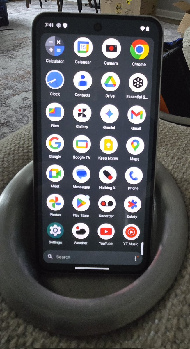 evleaks's tweet image. One of my favorite things about Nothing phones is the dearth of preloaded crap. They're not quite pure Android, but they're absolutely barebone compared to most modern handsets, and they reinforce the maxim that less is more.