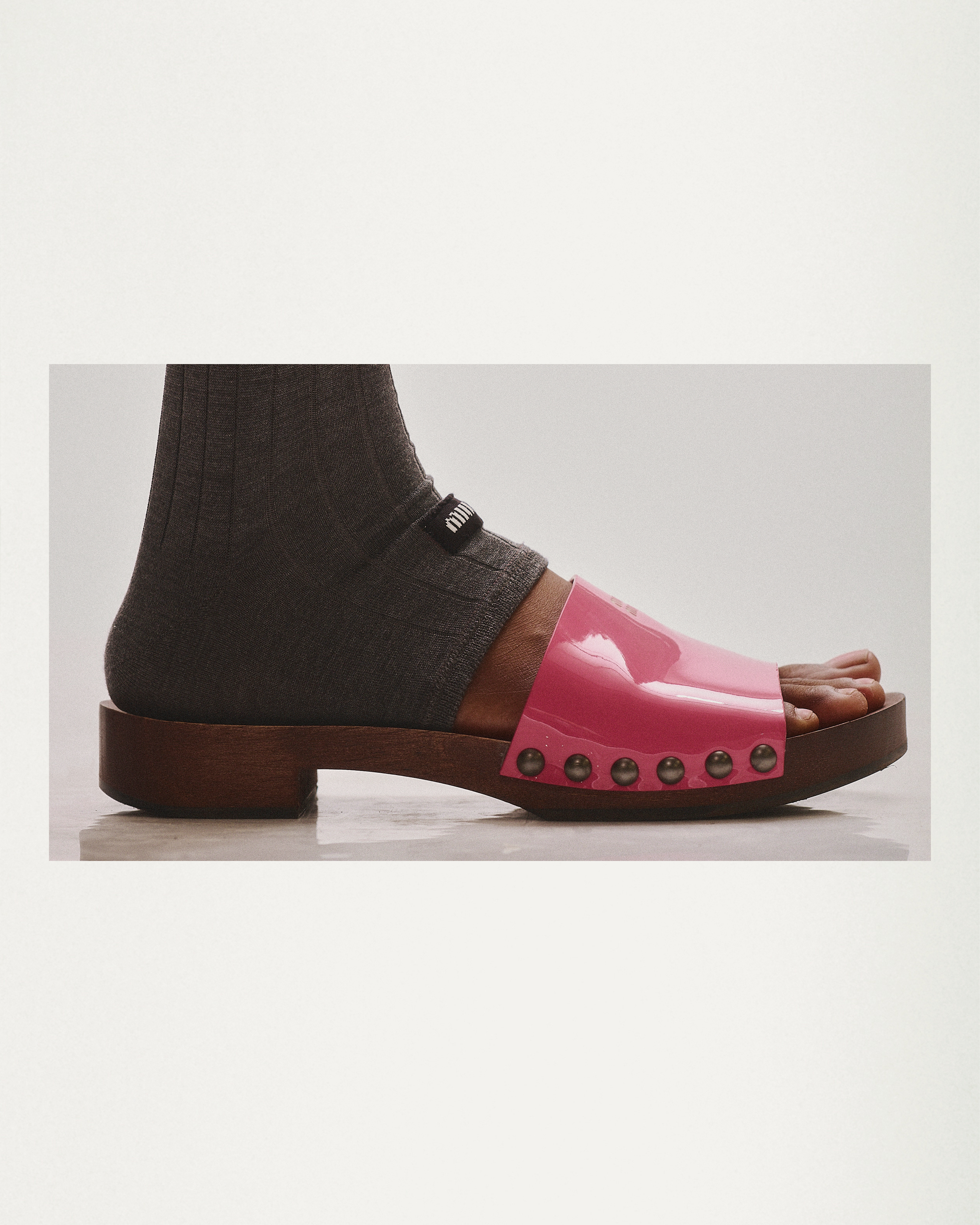 【関税込み】MiuMiu Patent leather clogs 30mm Miu Miu on X: 