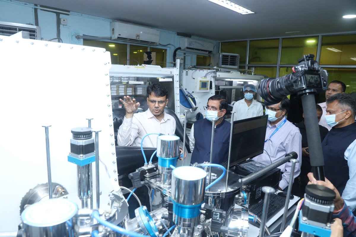 Visited the Indian Institute of Technology Bombay, where the National Centre for Photovoltaic Research and Education (NCPRE) is leading pioneering work on Perovskite Tandem Solar Cells.

The remarkable work of the ART-PV team is pushing the boundaries of solar innovation and