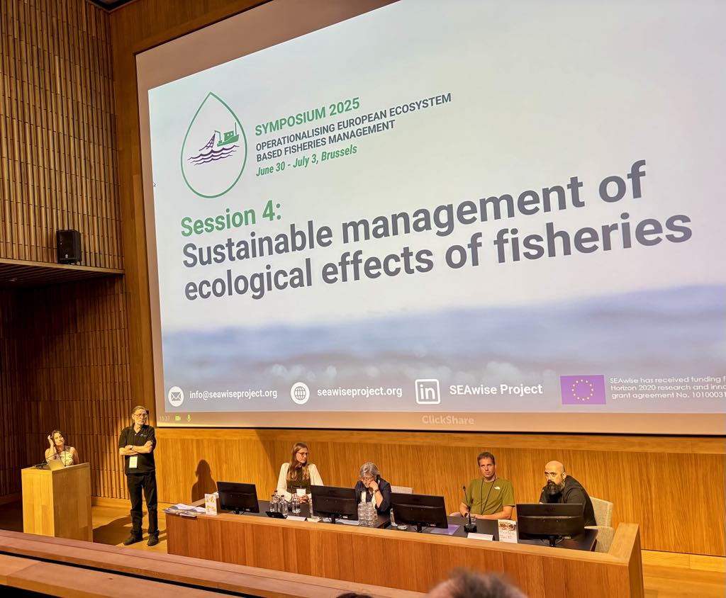 ICES_ASC's tweet image. 🔄💭 Looking back on an inspiring week at #EBFMSymposium25
🗒️💡We were happy to co-convene two sessions focused on the sustainable management of ecological effects of fisheries and management advice integrating predicted effects on social and ecological systems
@SEAwiseproject
