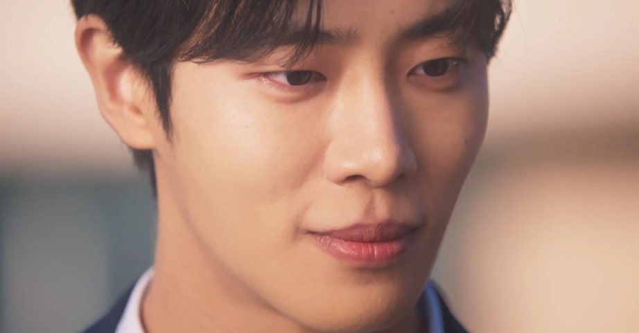 from_mariii's tweet photo. Seongah fell first, but gyeonwoo fell harder
Bongsu fell first and he keeps falling harder
Jiho fell first, and he falls to the ground 

#HeadOverHeels #HeadOverHeelsEp8 #HeadOverHeelsEp9 https://t.co/Eu4qSbwVIl
