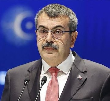 addillllaa's tweet photo. Milli Eğitim Bakanı İstifa.. #YusufTekinistifa https://t.co/PSN2o4DmOv