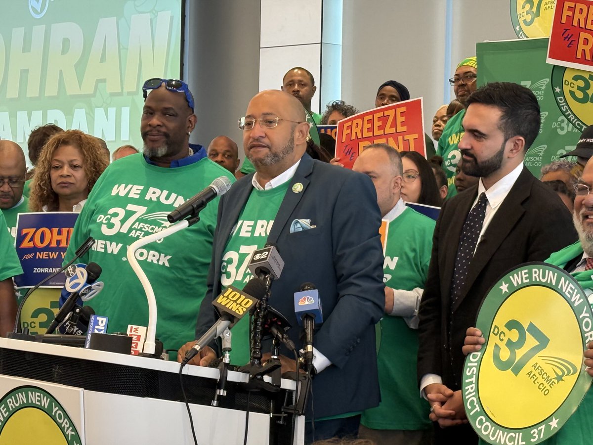 Henry Garrido, head of DC37, the city’s largest municipal union, is here announcing the organization’s endorsement of Zohran Mamdani.