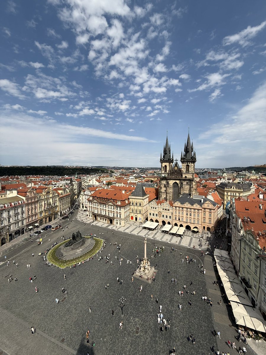GeorgeOrchard6's tweet photo. 📍Prague, Czech Republic 🇨🇿 https://t.co/RwUwqZAhqm