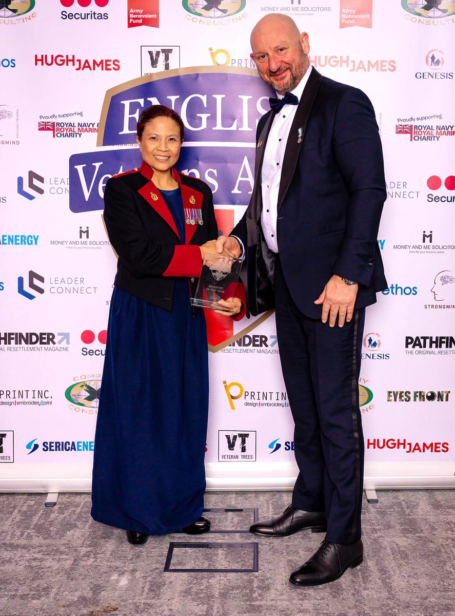 Do you know a reservist who fits the bill and could be one of our shortlisted Finalists at this year's #VeteransAwards sponsored by Ethos 

This award recognises those reservists that are juggling a military career alongside their civilian role? 👇
 veteransawards.co.uk/english-vetera…