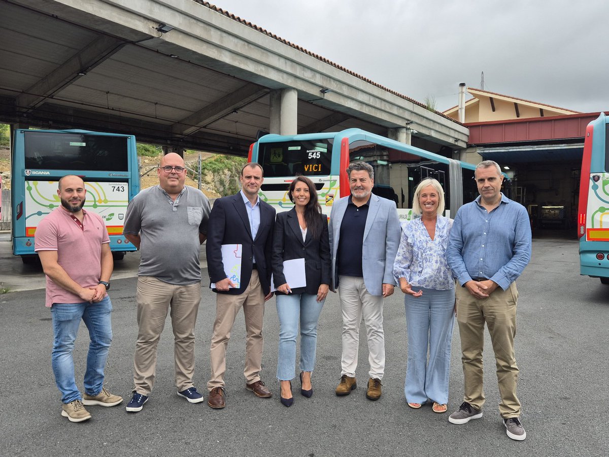 La diputada Azahara Domínguez visita la concesionaria Euskotren, que esta legislatura va a ver renovada casi la mitad de su flota

➕ Noticia: gip.eus/0g9te

#ZUREtzatGIPUZKOA