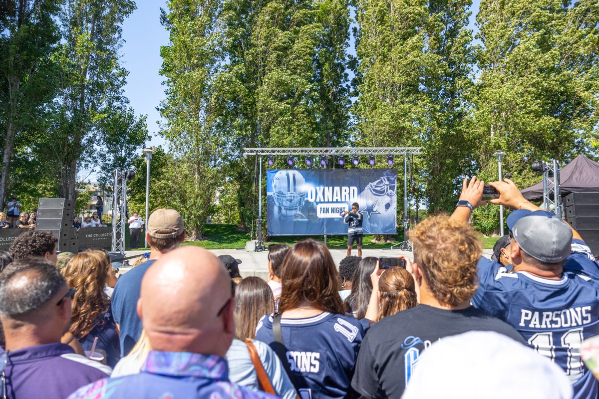 VisitOxnardCA's tweet image. It’s the most electrifying night of Training Camp — Oxnard Fan Night is BACK featuring Americas Sweethearts!! --> bit.ly/3NRArAy
#VisitOxnard #VisitCa #DCC #DallasCowboysCheerleaders