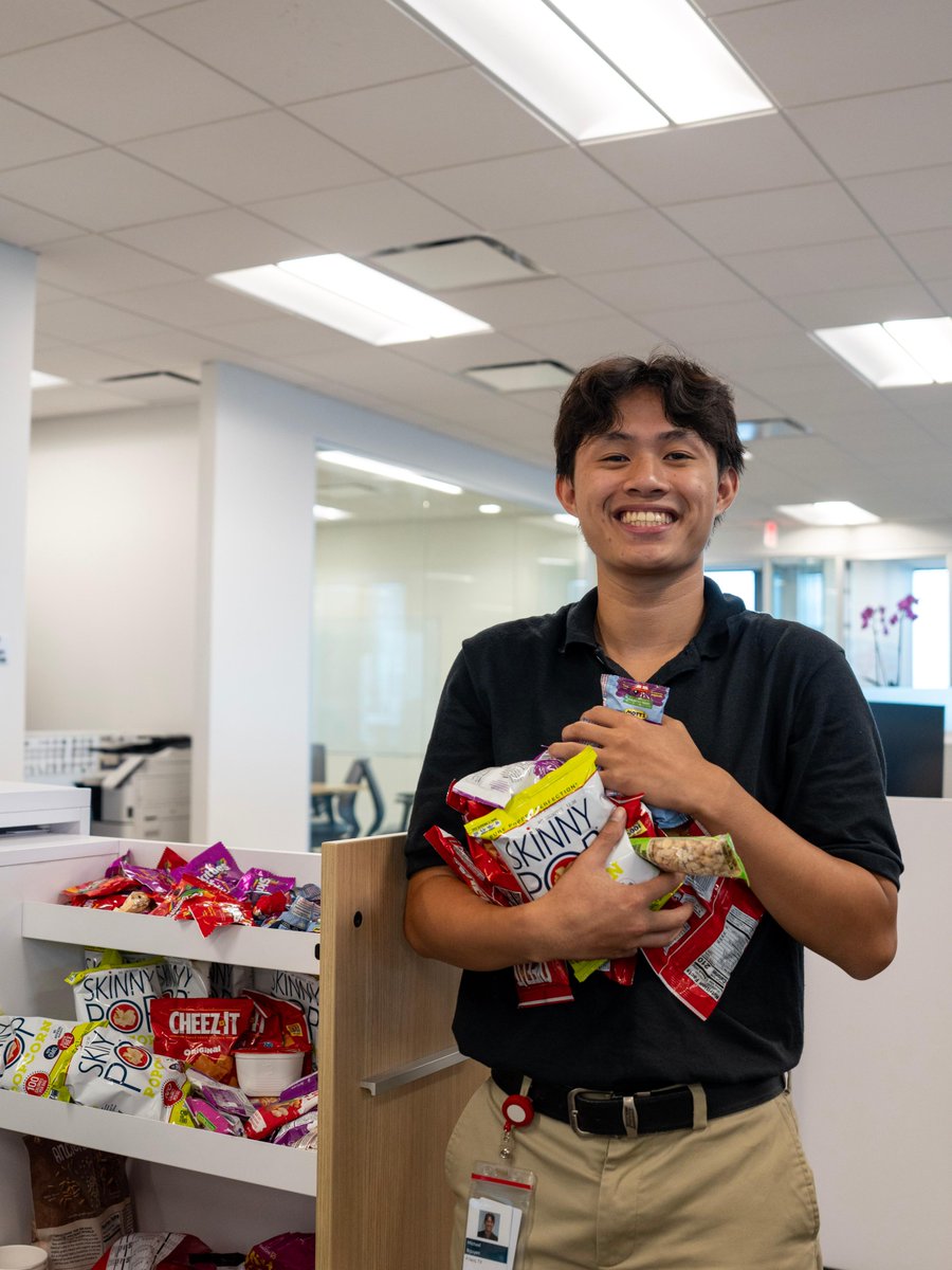 ncratleos's tweet photo. On the last day of #InternTakeover week, we're spotlighting our interns in Frisco, who are diving into office life—mastering meetings, emails and everything in between. They’ve also made plenty of time for fun. Thanks for following along as we shared a slice of #LifeAtNCRAtleos. https://t.co/HZgzLUXuLt