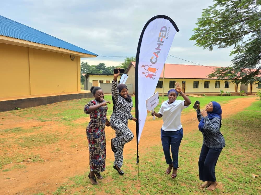 Camfed's tweet image. It's #WorldYouthSkillsDay & CAMFED Tanzania has been supporting girls with the skills they need to thrive in advanced studies! 🎓
💡Financial literacy
💡Rights awareness
💡Leading with confidence
💡Staying safe from gender-based violence
This is how we build brighter futures!