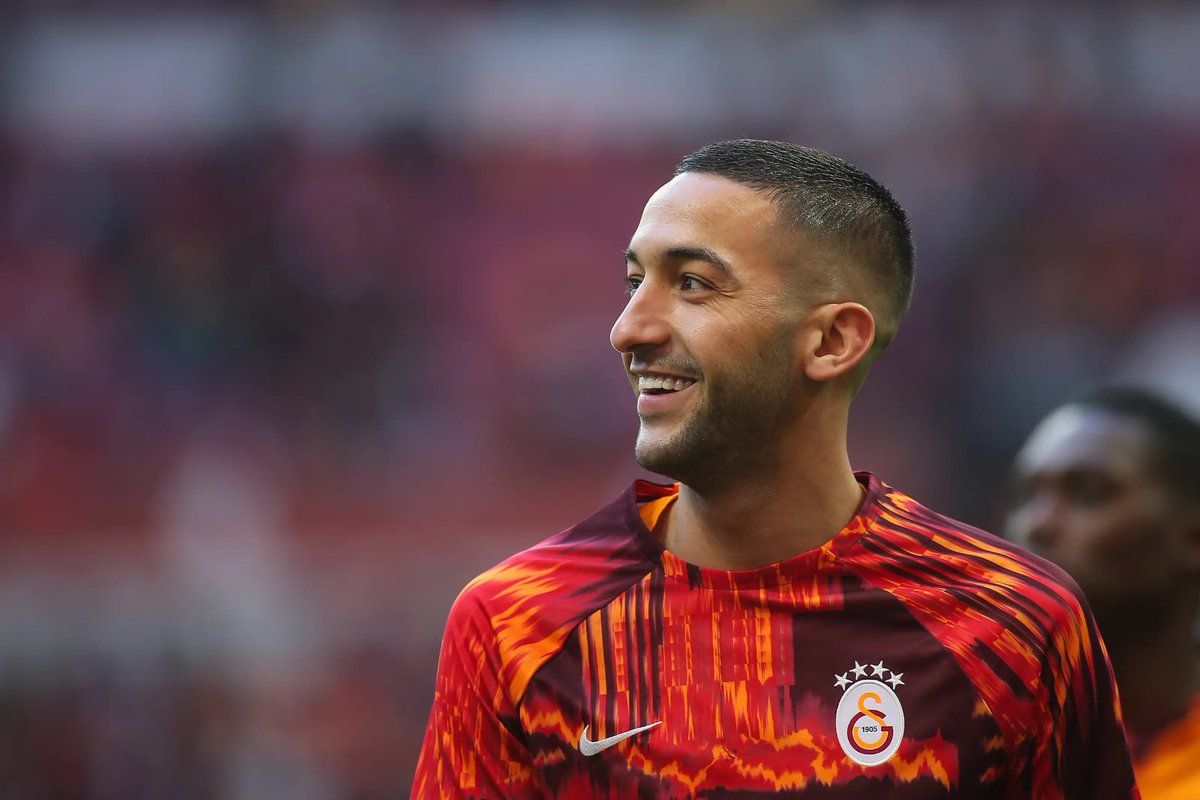 🚨🤯 | L’OM 🇫🇷 s’est renseigné ces derniers jours sur Hakim Ziyech 🇲🇦

💭| Des discussions sont en cours notamment par rapport a son salaire. 💰 

[ <a href="/onzedatlas/">Atlas Eleven</a> / <a href="/Z_hakos/">Hakim</a> ]