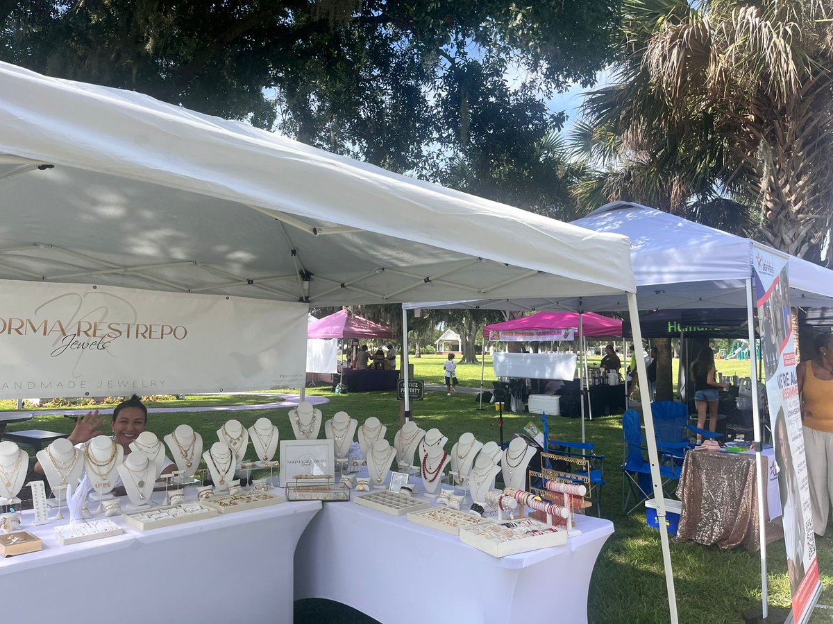 Arrington4Fl's tweet image. We had a wonderful time at the KVF Market last Friday in Downtown Kissimmee! 🛍️
It was great to see so many community members out supporting local vendors. 💼🙌
Thank you to Kissimmee Main Street for organizing this beautiful event!
🗓️ Don’t miss out—KVF Market happens every…