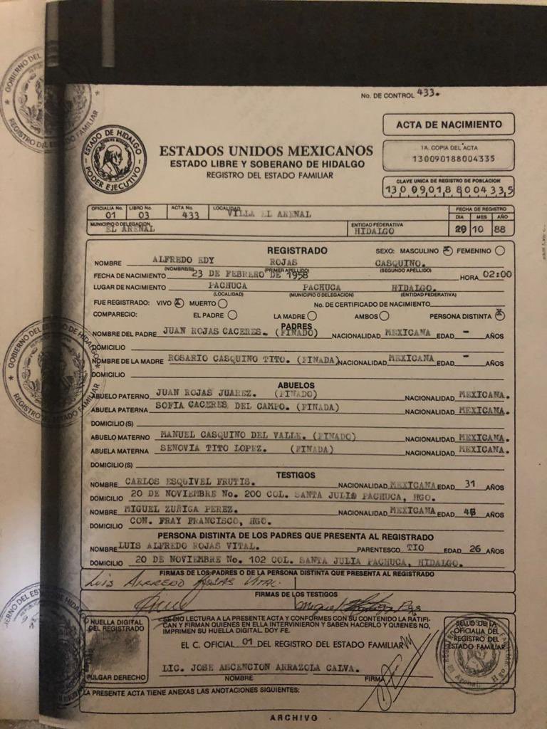 PablokMenher's tweet photo. @telediario @c4jimenez Yo Conozco un Peruano con Acta de Nacimiento Falsa. Es un Delincuente, Roba y Mata Animalitos indefensos. Que se hace @c4jimenez https://t.co/gKqepmlzJJ