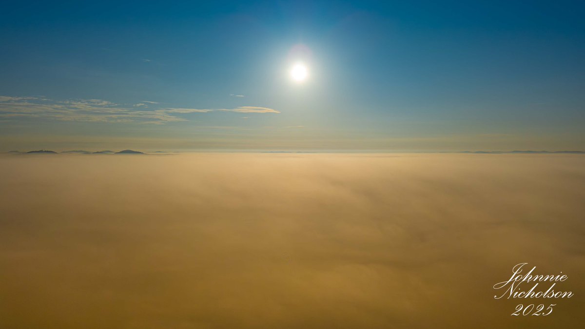 Johnnie Nicholson (@thekyniche) on Twitter photo Above the #fog in London #kywx #ekywx <a href="/spann/">James Spann</a> <a href="/AndrewWMBF/">Andrew Dockery</a> <a href="/nwsjacksonky/">NWS Jackson KY</a> <a href="/JenNimePalumbo/">Jennifer Palumbo</a> <a href="/jsmithwx/">Jordan Smith</a> <a href="/brobwx/">Brandon Robinson</a> <a href="/jloganwxguy/">Justin Logan FOX 56</a> <a href="/weatherchannel/">The Weather Channel</a> <a href="/JimWKYT/">Jim Caldwell ⛈️</a> <a href="/WeatherNation/">WeatherNation</a> <a href="/JimCantore/">Jim Cantore</a> <a href="/cjwxguy56/">Chris Johnson FOX 56 Weather</a> <a href="/Kentuckyweather/">Chris Bailey🌪️⚡️</a> <a href="/MarcWeinbergWX/">Marc Weinberg</a> <a href="/danpend3500/">Danny Pendleton</a> <a href="/BillMeck/">Bill Meck</a> Above the #fog in London #kywx #ekywx <a href="/spann/">James Spann</a> <a href="/AndrewWMBF/">Andrew Dockery</a> <a href="/nwsjacksonky/">NWS Jackson KY</a> <a href="/JenNimePalumbo/">Jennifer Palumbo</a> <a href="/jsmithwx/">Jordan Smith</a> <a href="/brobwx/">Brandon Robinson</a> <a href="/jloganwxguy/">Justin Logan FOX 56</a> <a href="/weatherchannel/">The Weather Channel</a> <a href="/JimWKYT/">Jim Caldwell ⛈️</a> <a href="/WeatherNation/">WeatherNation</a> <a href="/JimCantore/">Jim Cantore</a> <a href="/cjwxguy56/">Chris Johnson FOX 56 Weather</a> <a href="/Kentuckyweather/">Chris Bailey🌪️⚡️</a> <a href="/MarcWeinbergWX/">Marc Weinberg</a> <a href="/danpend3500/">Danny Pendleton</a> <a href="/BillMeck/">Bill Meck</a>