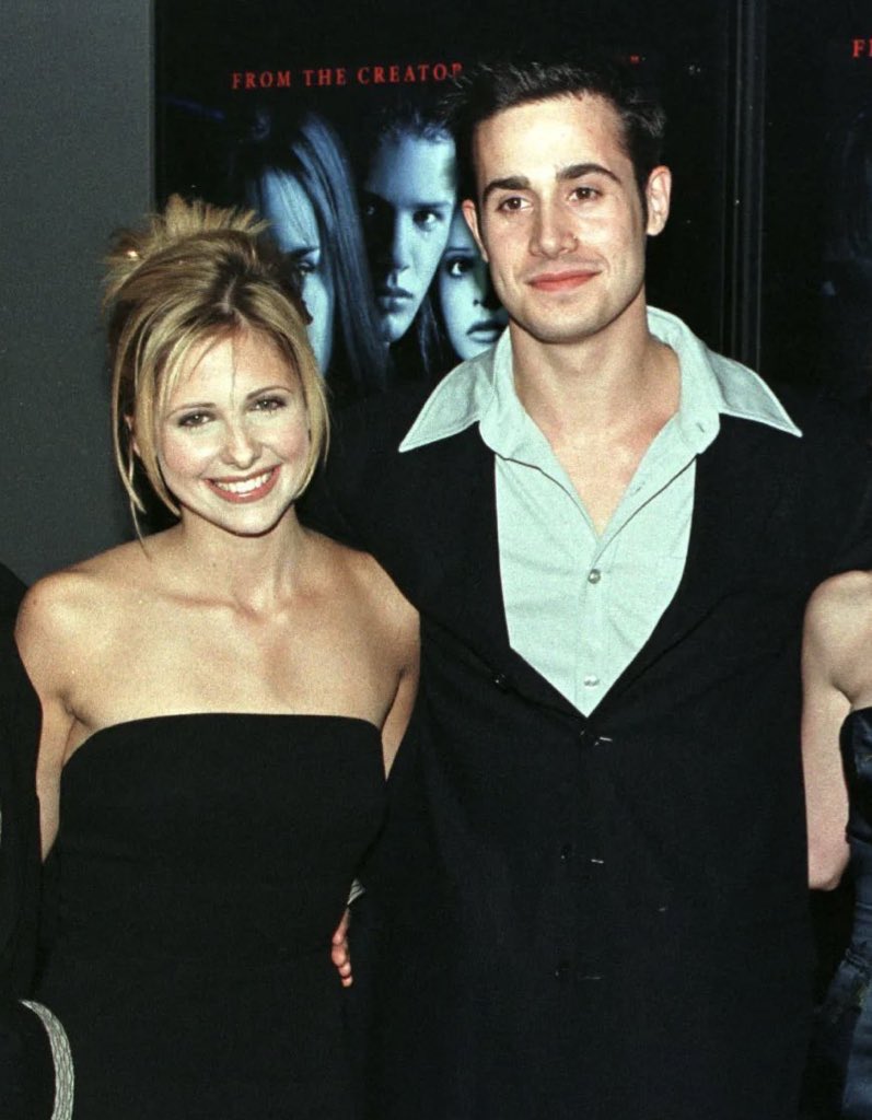 PopCulture2000s's tweet photo. at the premiere of ‘i know what you did last summer’

1997                                               2025 https://t.co/N0Wo6gMsF6