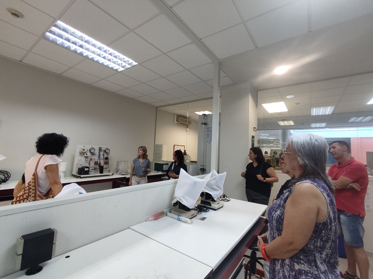 La setmana passada algunes companyes de les <a href="/bibliotequesudl/">Les Biblioteques de la UdL</a> de Lleida vam el Campus d'Igualada.

Primer vam visitar l’Edifici de Pla de la Masssa, biblioteca i laboratoris i després l’Edifici de Ciències de la Salut, biblioteca i aulari.

Gràcies per l'acollida!