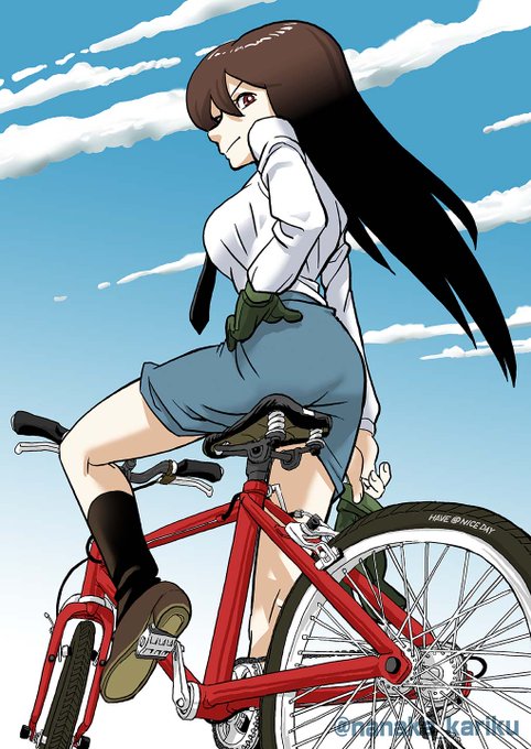 #これを見た人は何か青いものをあげる 