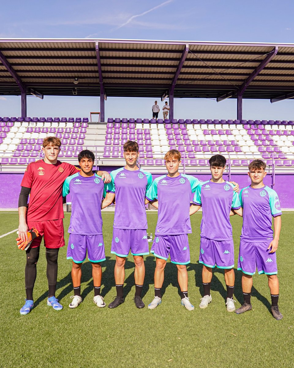 🧒🏻💜 Juveniles con el #RVPromesas 

#pucela #RVcantera