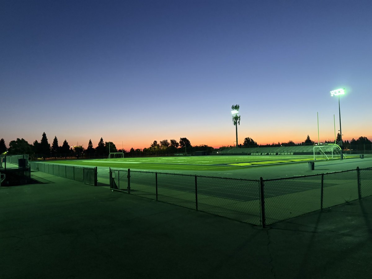 InderkumTigerSports (@ihstigersports) on Twitter photo Dead period is over. Back to work.
Go Tigers! GROWL!
<a href="/AthleticsNusd/">Natomas Unified District Athletics</a> <a href="/SacBee_JoeD/">Joe Davidson</a> <a href="/Inderkum_FB/">@INDERKUMFB</a> Dead period is over. Back to work.
Go Tigers! GROWL!
<a href="/AthleticsNusd/">Natomas Unified District Athletics</a> <a href="/SacBee_JoeD/">Joe Davidson</a> <a href="/Inderkum_FB/">@INDERKUMFB</a>