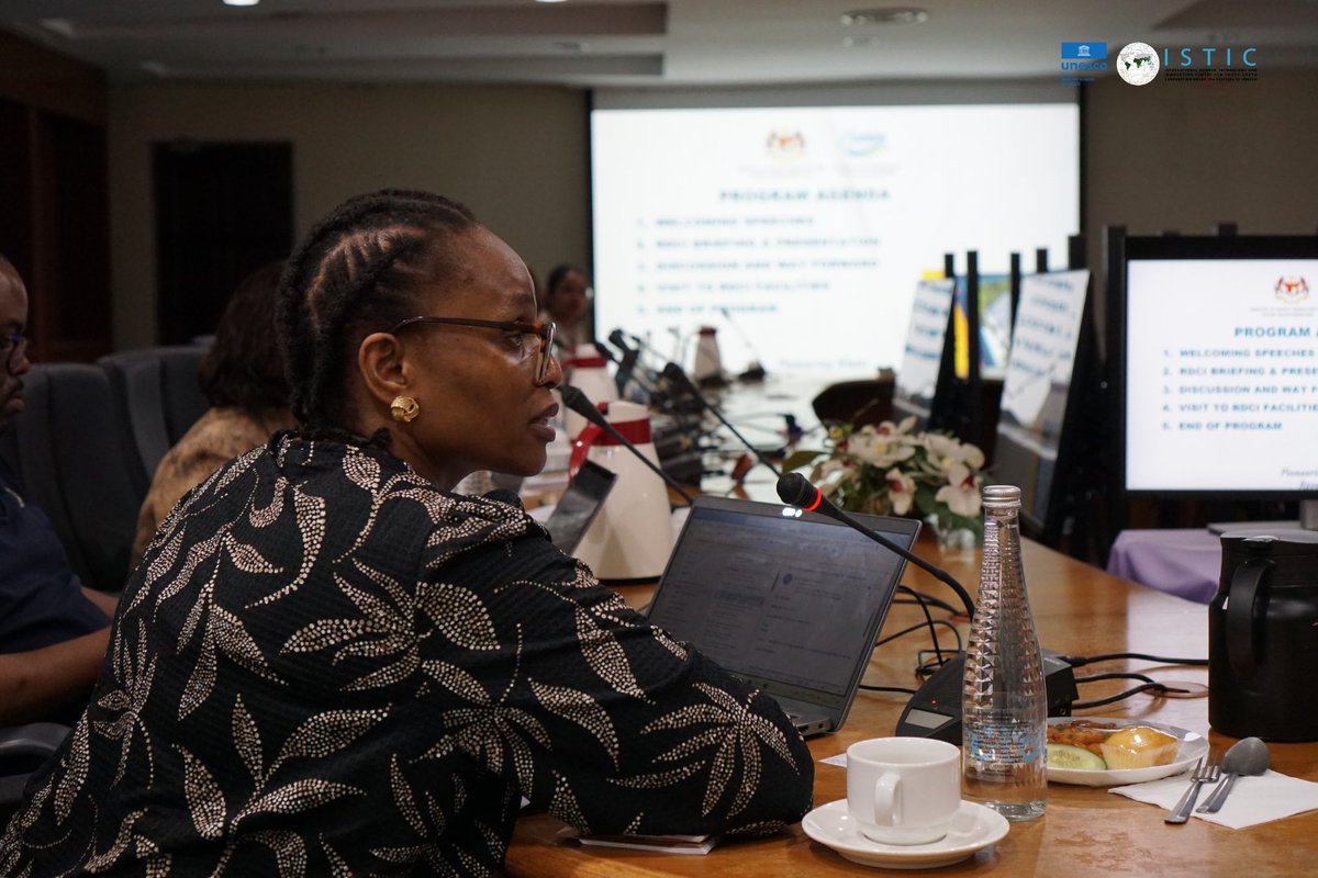 istic_unesco's tweet image. As part of the 🇲🇾–🇿🇦 STI Technical Visit, the delegation visited today NAHRIM for discussions on water research, and NIH for insights into 🏥 public health innovation.