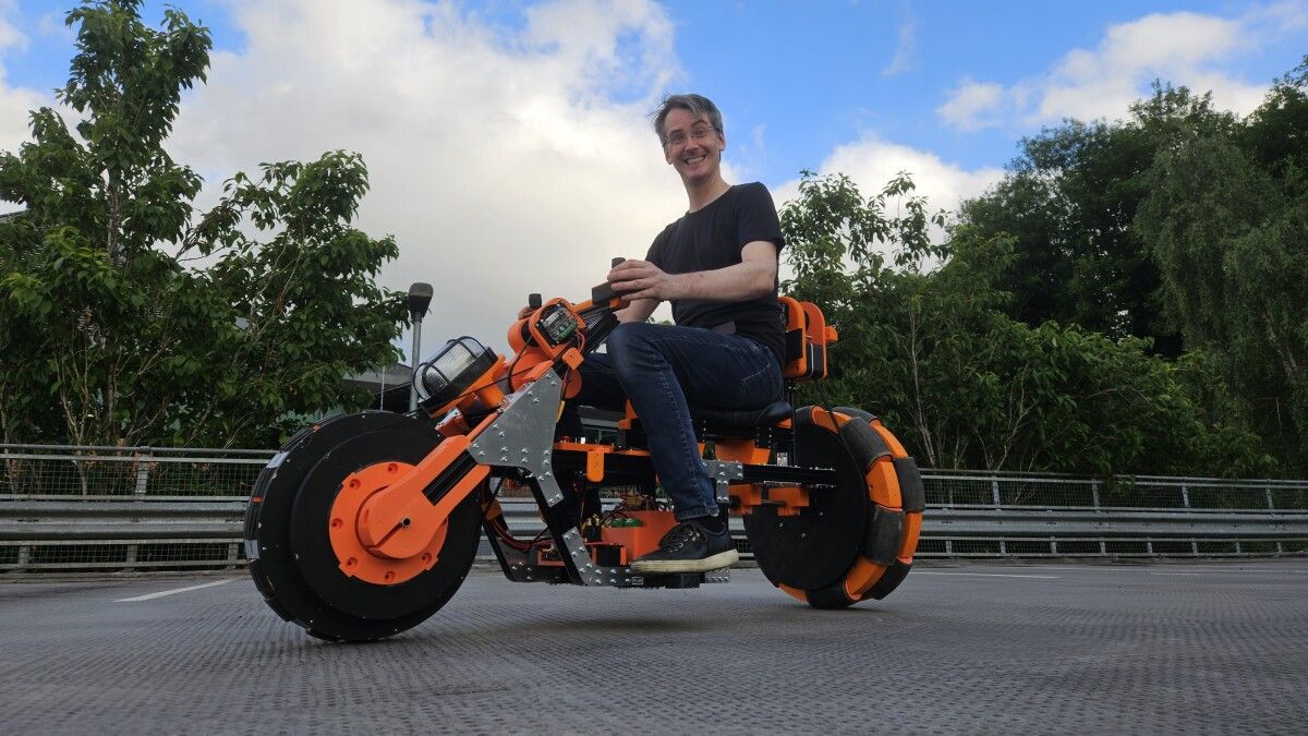 Pretty much all of the fantastic inventions from YouTube creator James Bruton are bizarre engineering oddities. But when the former toy maker says that one of his wacky omnidirectional rides "behaves weirdly" – a closer look is definitely warranted.

newatlas.com/urban-transpor…
