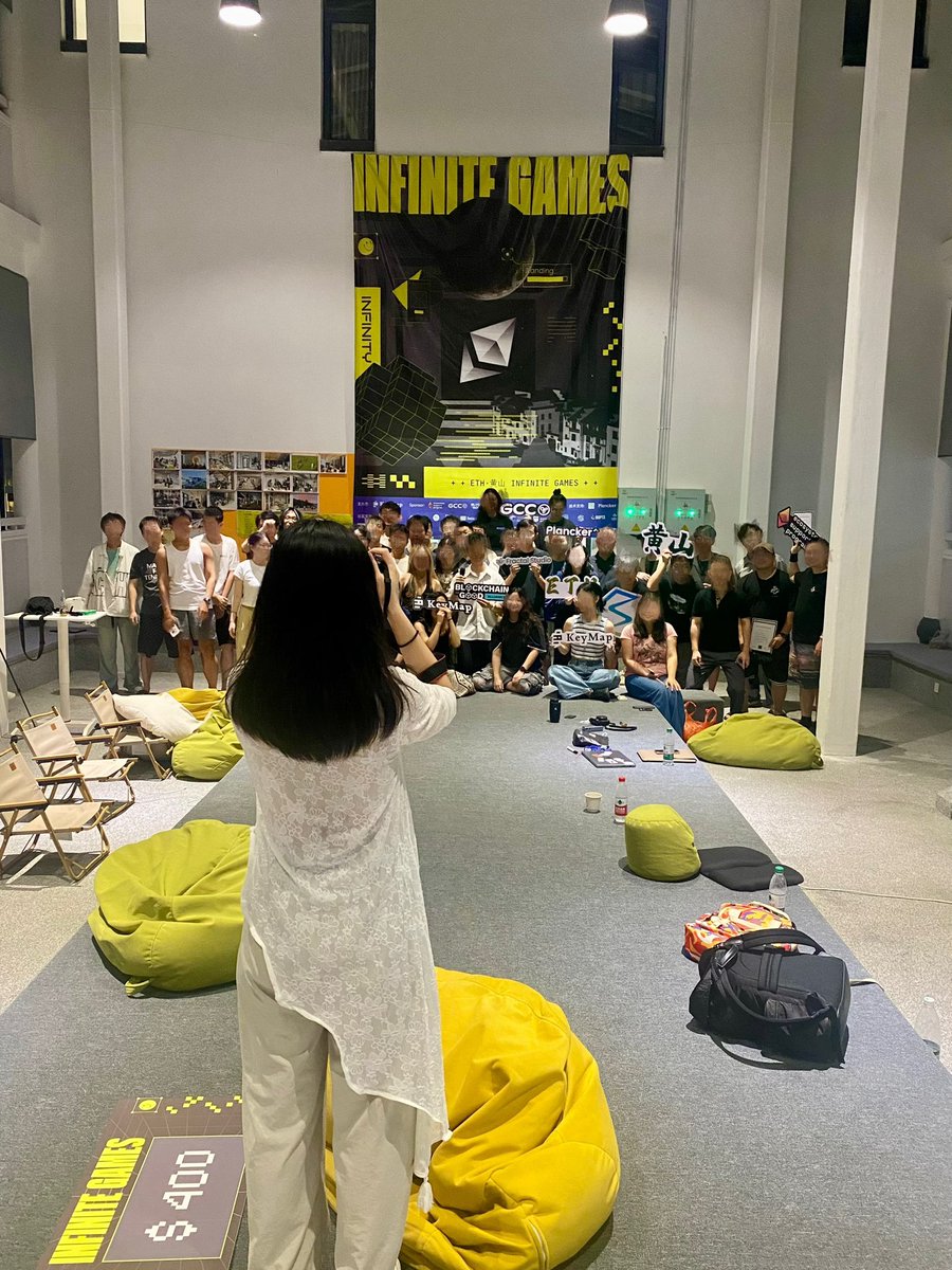 florafang2025's tweet image. 📷在数字游民社区以摄影师身份围观ETH黑客松，又一段新体验get！

夸一夸主办方@KeyMapDAO ，很喜欢这次活动共创氛围，结识了很多可爱的Web3 Builder，也见证了各种有趣的idea，期待与各位再见面！
